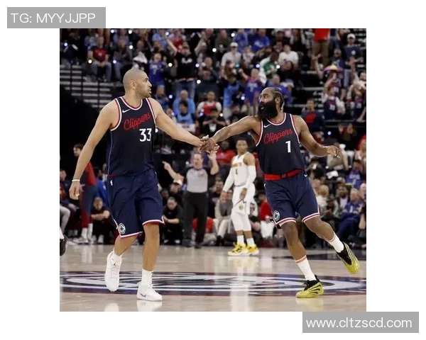 快船4连胜别忘了这3配角！巴图姆强硬输出，洛佩斯+邓恩统治攻守